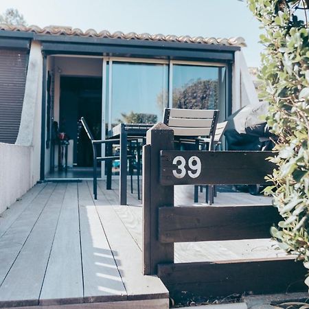 Village Naturiste Villa 2/4 Pers Avec Terrasse Agde Exterior foto